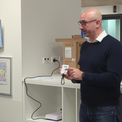 Project Manager and Ikonix Technology Director Reza Forozandeh demonstrating the solution to TQEH’s ED staff before the building opens.